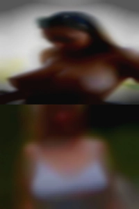 Nude free pussy at swingers bar!
